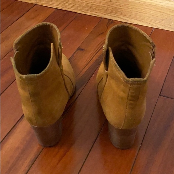 Tory Burch booties - Picture 2 of 5